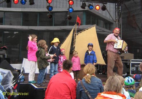 Wunderland Theater auf dem Hafenfest 2007